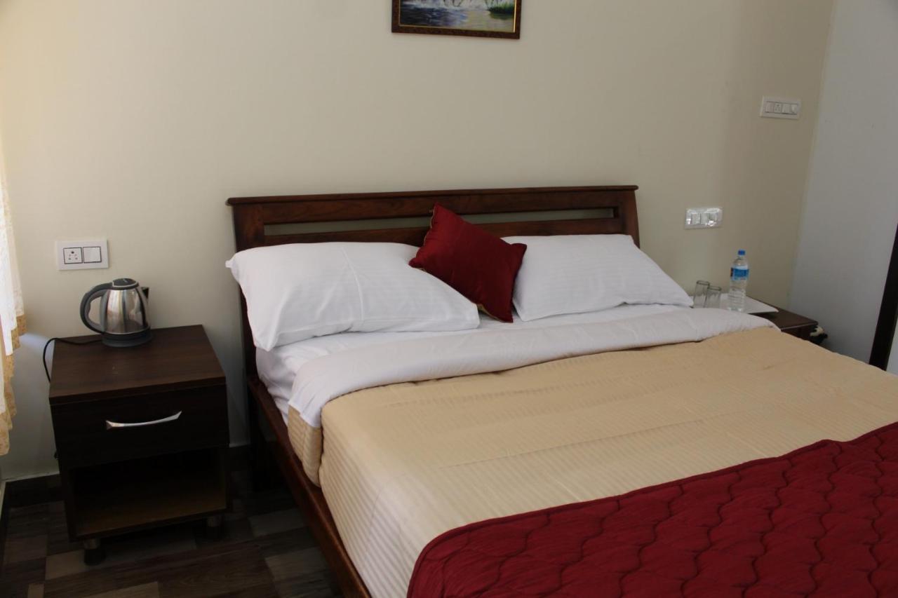 Apartamento Sri Lakshmi Estates Siddāpur Exterior foto